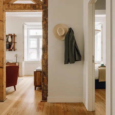 Ando Living - Sao Nicolau House Apartment Lisbon