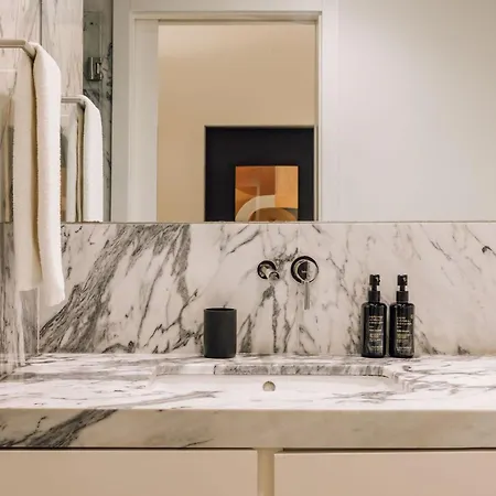 Ando Living - Sao Nicolau House Aparthotel