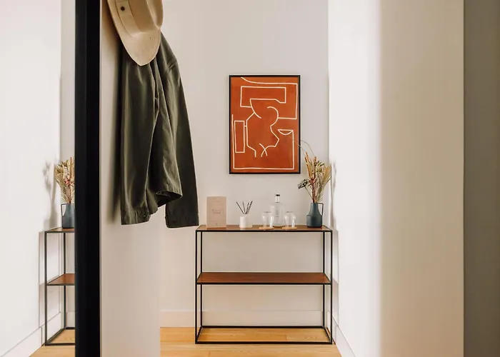 Ando Living - Sao Nicolau House Aparthotel
