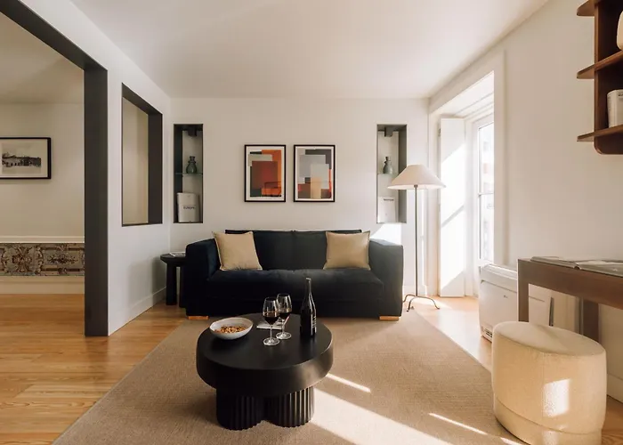 Ando Living - Sao Nicolau House Aparthotel 4*