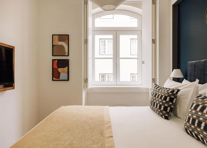Ando Living - Sao Nicolau House Лиссабон