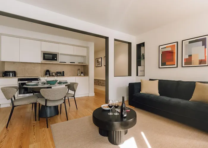 Ando Living - Sao Nicolau House Апарт-отель 4*