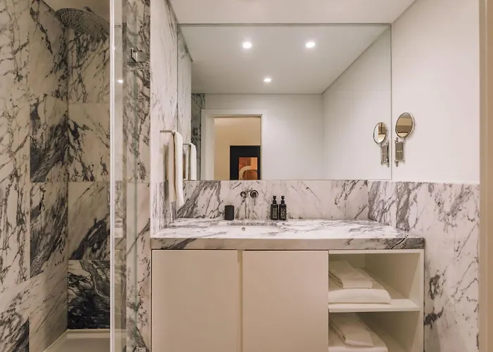 Ando Living - Sao Nicolau House 4* Lissabon